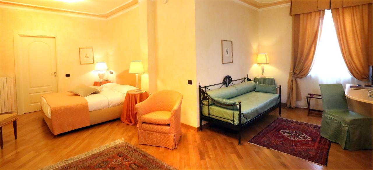 Albergo Castiglione Langhe Castiglione Tinella Bagian luar foto