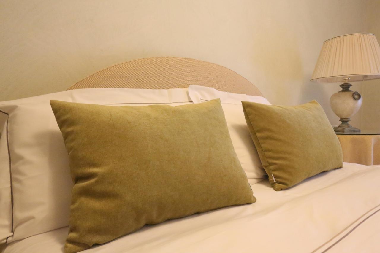 Albergo Castiglione Langhe Castiglione Tinella Bagian luar foto