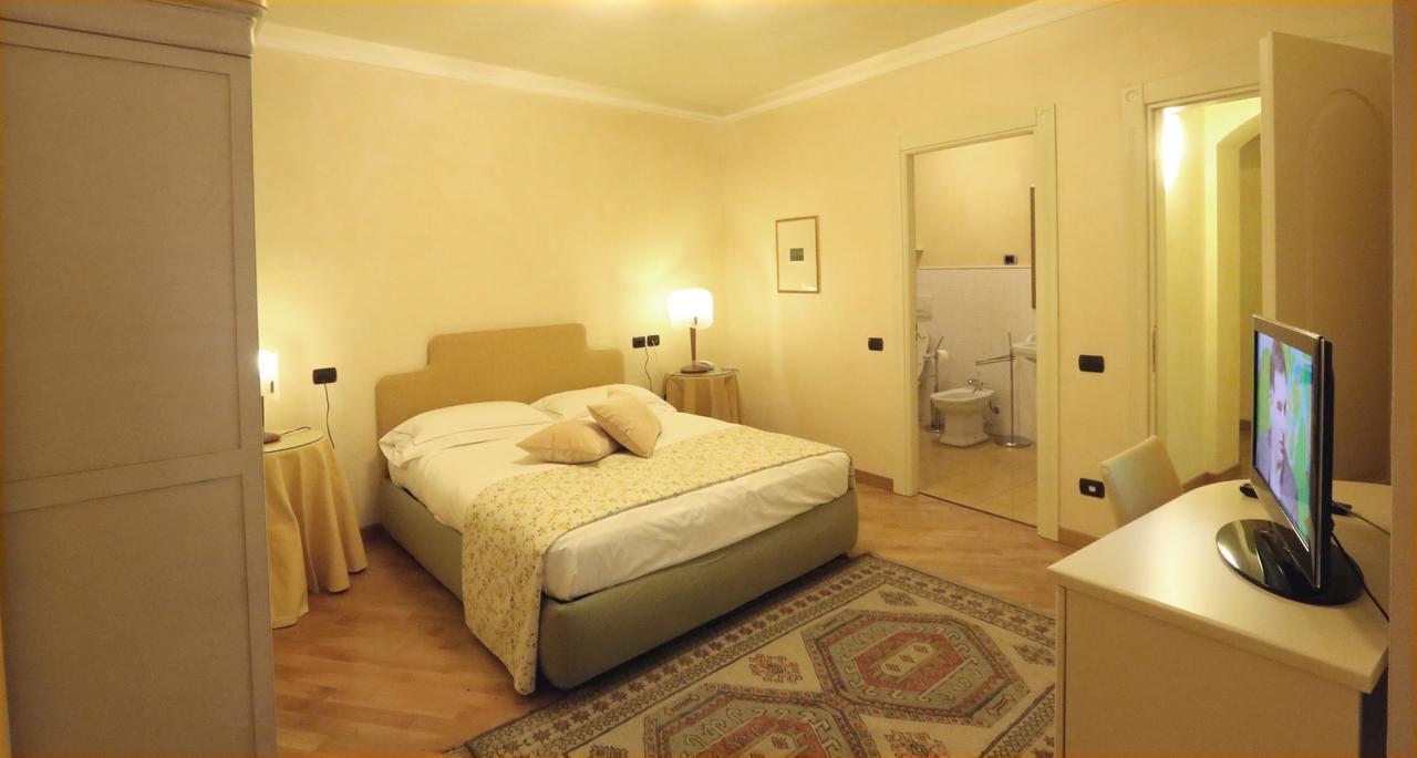 Albergo Castiglione Langhe Castiglione Tinella Bagian luar foto